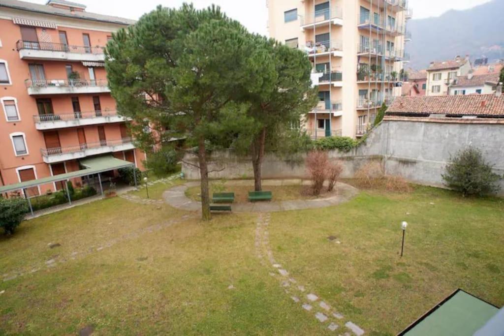 Como 101, Centro Citta Luaran gambar