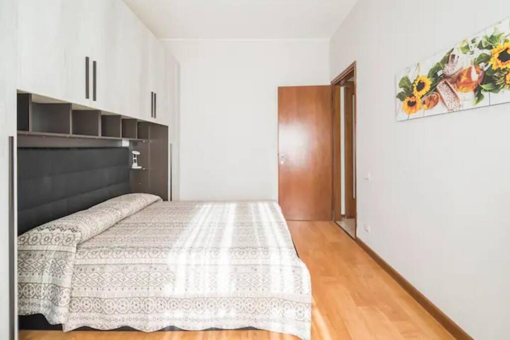 Como 101, Centro Citta Luaran gambar